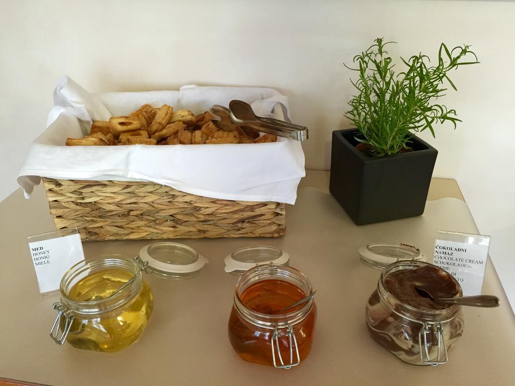 ראבץ Hotel Amfora מראה חיצוני תמונה