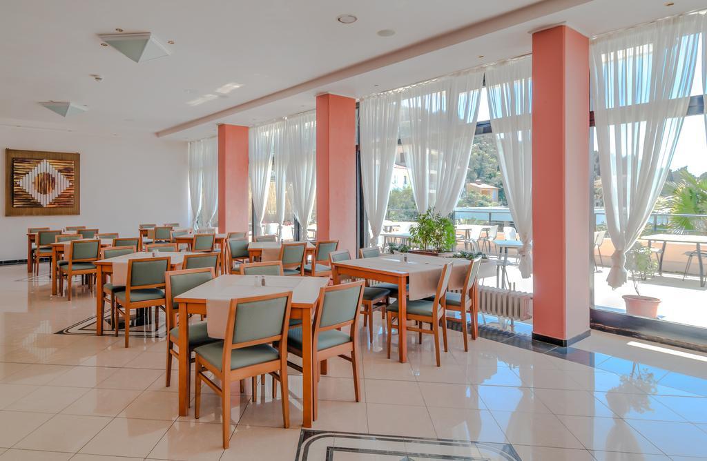 ראבץ Hotel Amfora מראה חיצוני תמונה